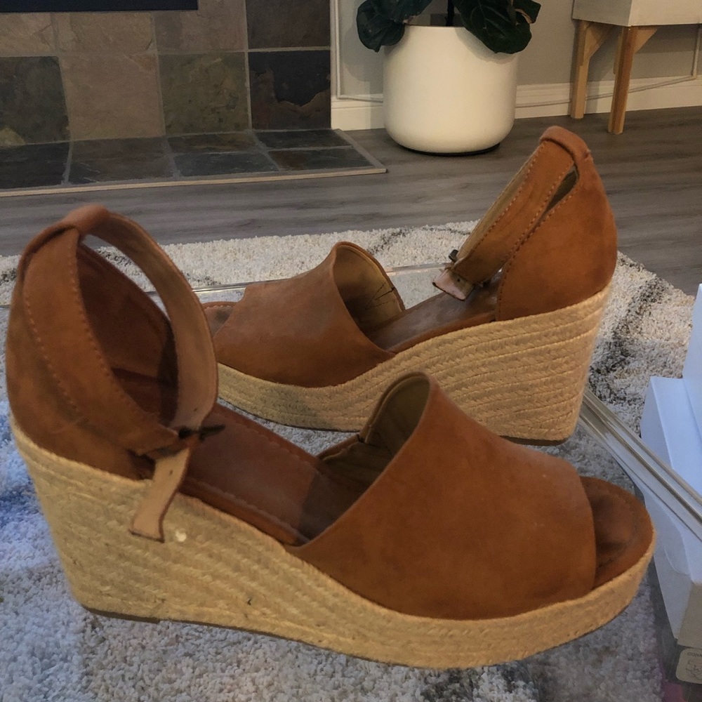 Universal Thread from Target Wedges - Picture 2 of 5